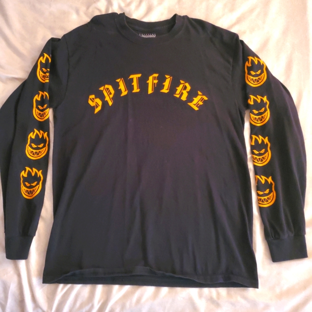 COPY - Long Sleeve Spitfire skater shirt